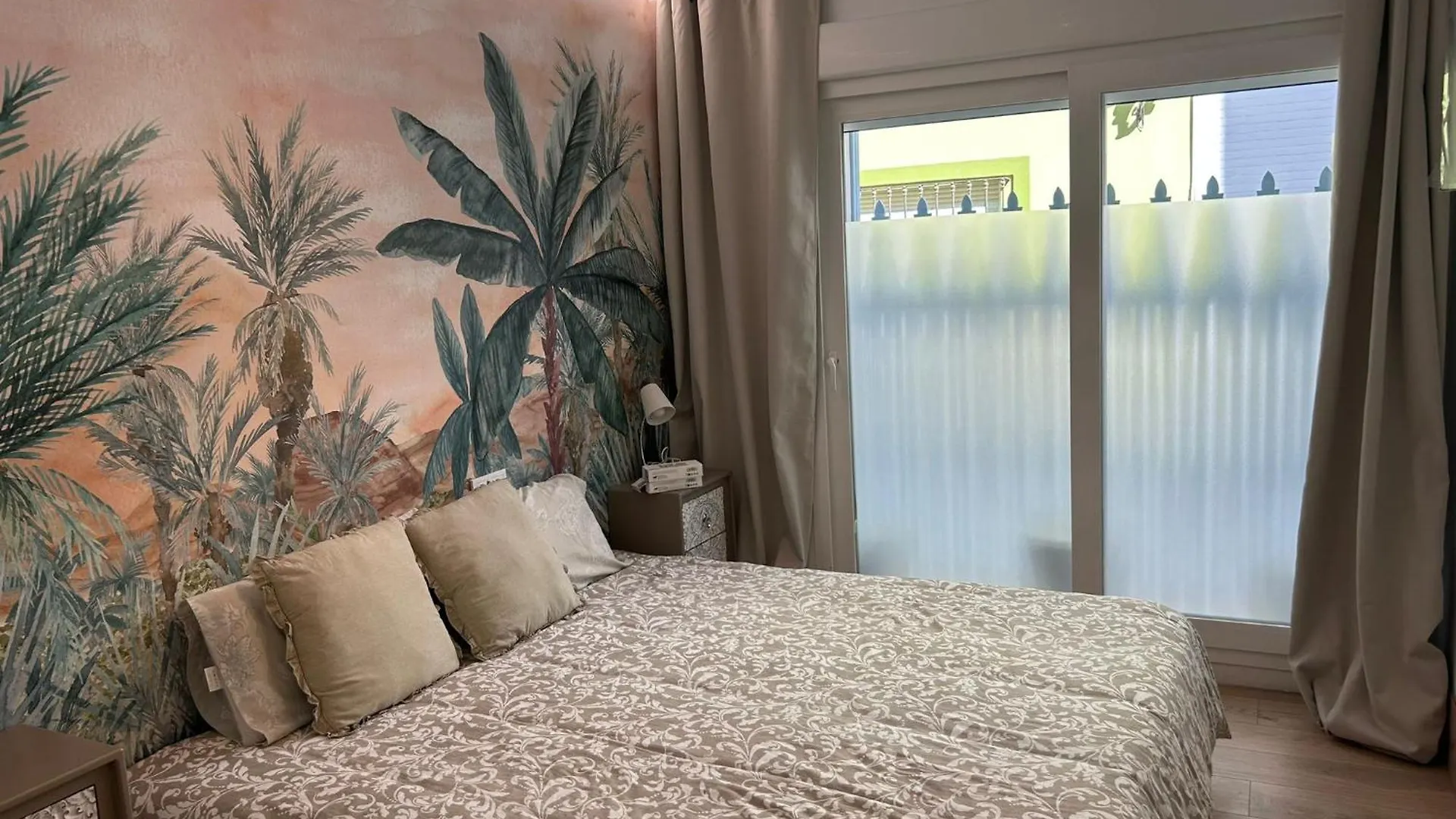 La Maison Del Mar Guest House Malaga Homestay