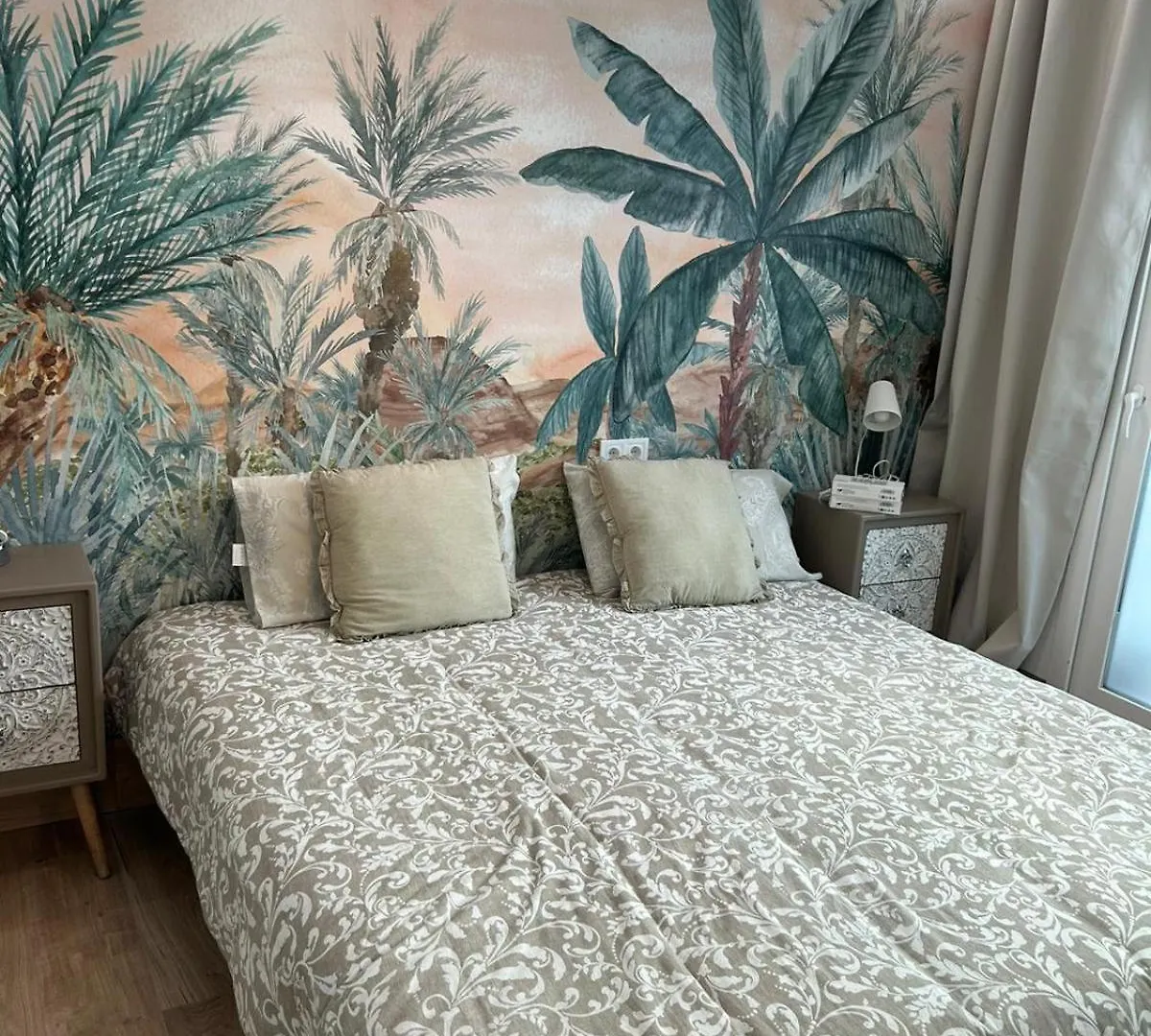 La Maison Del Mar Guest House Malaga Homestay