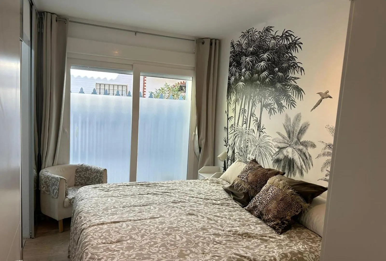 La Maison Del Mar Guest House Malaga Homestay
