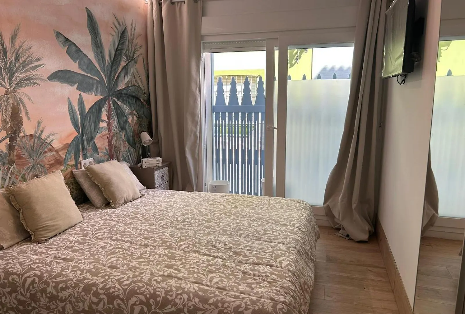 La Maison Del Mar Guest House Malaga Spain