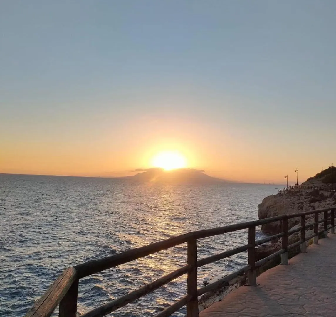 La Maison Del Mar Guest House Malaga Homestay